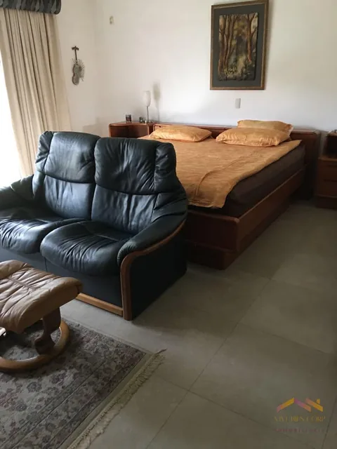 Casa en Venta Dentro de Exclusiva Urbanización en Cumbaya. Provincia de Pichincha — imagen 3
