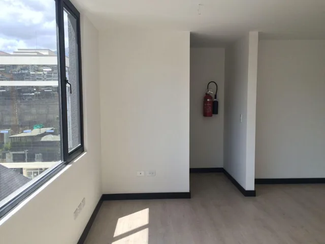 Oficina en Venta 51 m² en La Carolina, Edificio Nuevo, Moderno, con Parqueadero y Vista Espectacular — imagen 4