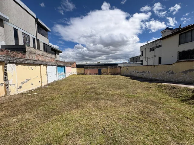 Venta Terreno 450 m² Monteserrín — imagen 2