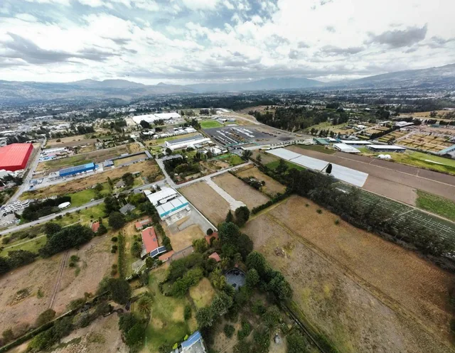 Terreno de 1000 m², en Venta Sector Colegio Einstein en Puembo — imagen 2