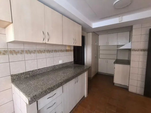 Venta Departamento Lomas de Urdesa, Guayas — imagen 4