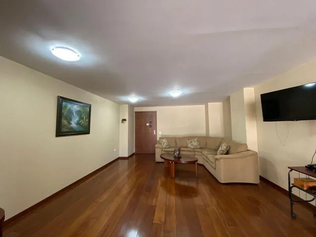 En Venta Departamento Amoblado 3d Sector La Coruña — imagen 3