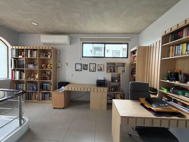 Casa en Venta con Piscina Km 2,5 Via a Samborondón, Guayas — imagen 2