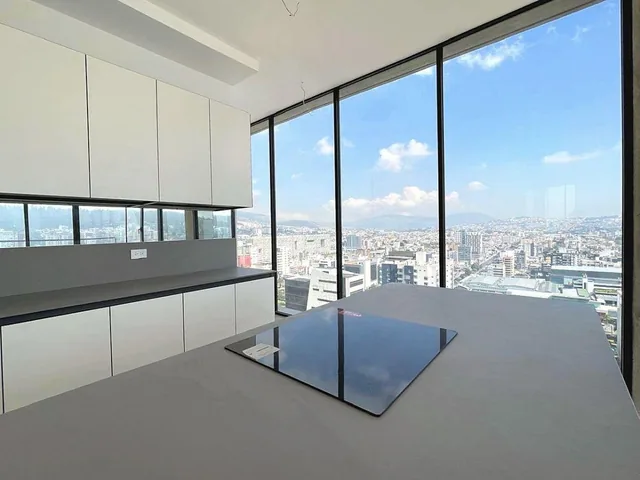 Departamento en Venta 114 m², de Dos Habitaciones, en Iqon La Carolina, Quito — imagen 5