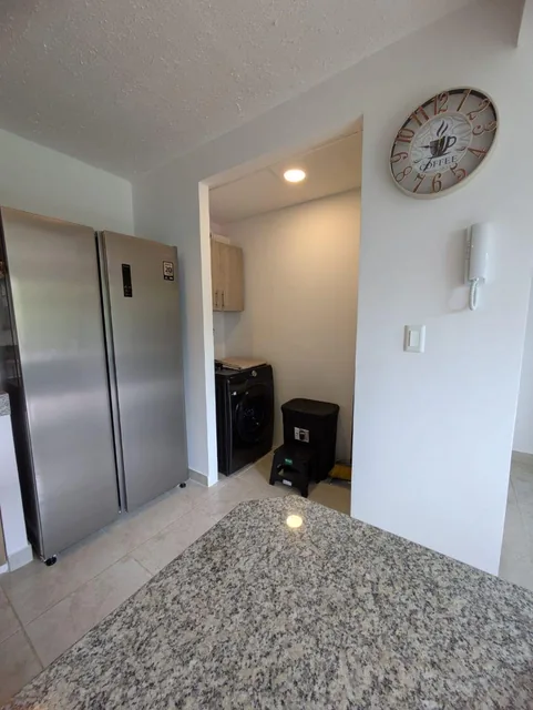 Departamento en Venta | La Joya – Etapa Granate | 3 Dorm. + Parqueo! Mons Garcia, Guayas — imagen 4