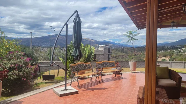 Nayón Vendo Casa 4 Dorm. + Suit Independiente — imagen 4