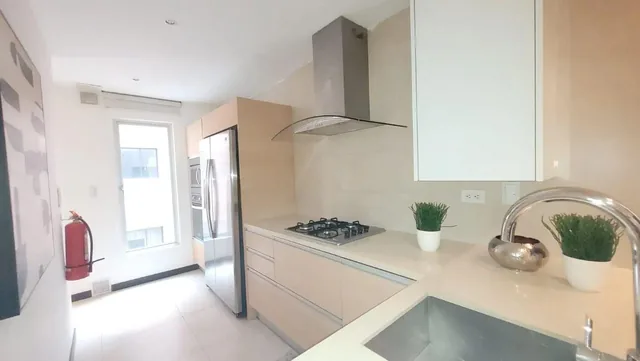 Departamento de 2 Dorm. en Venta Sector República del Salvador — imagen 4