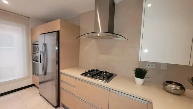 Departamento de 2 Dorm. en Venta Sector República del Salvador — imagen 3