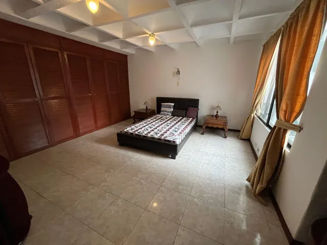 2 Dorm. con Vista a Guápulo - Calle Stubel Cerca a Gonzalez Suárez — imagen 4