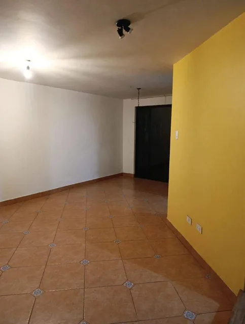 Gran Oportunidad Acogedora Casa en Venta 159,73 m², en Conjunto, San Isidro del Inca – Quito Norte — imagen 4