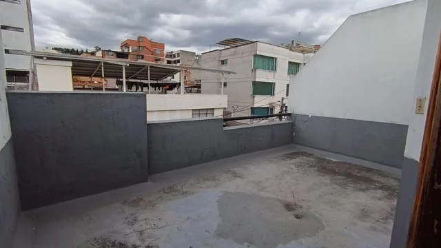 De Oportunidad! Casa de 190 m² con 4 Habitaciones en Venta en Agua Clara — imagen 3