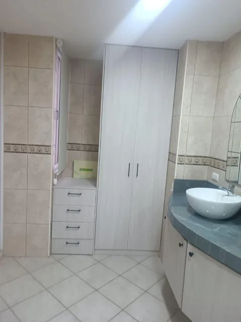 Departamento Remodelado con Jacuzzi Frente Al Mar en Chipipe Salinas — imagen 3