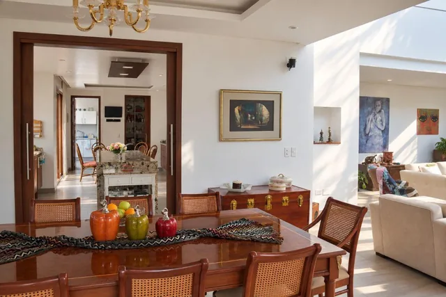 Casa de Autor en Venta en Urbanización Triple A — imagen 2