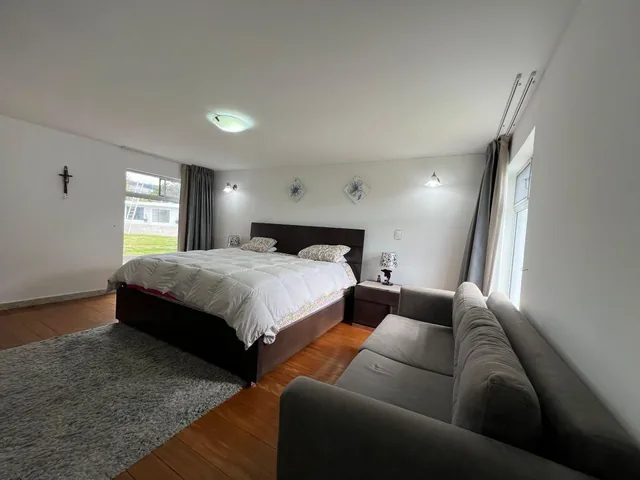 En Venta Casa Independiente Dentro de Conjunto Privado Amoblada 900 m² - Valle de Los Chillos — imagen 2