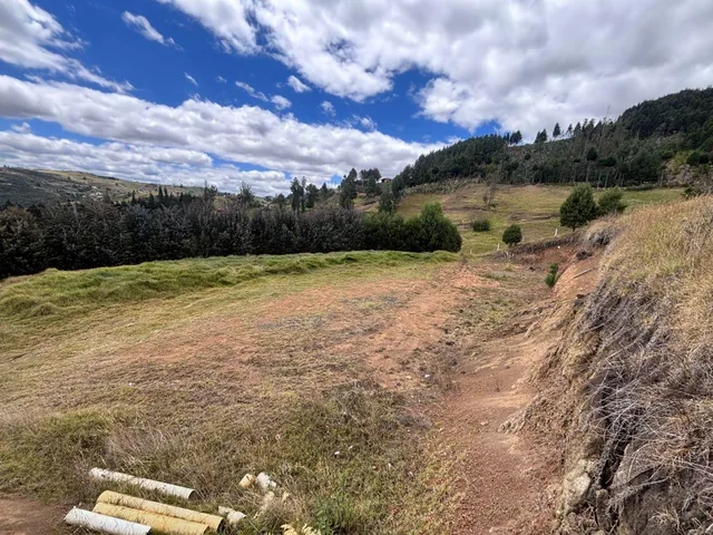 Terreno de Lujo en Urbanización Alameda Zhucay Tarqui, Azuay — imagen 2