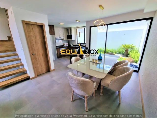 Amplia Casa Doble Altura La Pampa 20 m² — imagen 5