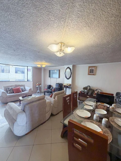 Vendo Amplio Departamento Barrio Larrea — imagen 5