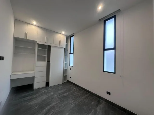 Venta de Casa en Ciudad Celeste con Patio y Jardín Privado Ad, Guayas — imagen 2
