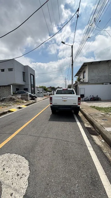 Vendo Terreno en La Urbanización La Delicia Samborondon, Guayas — imagen 4