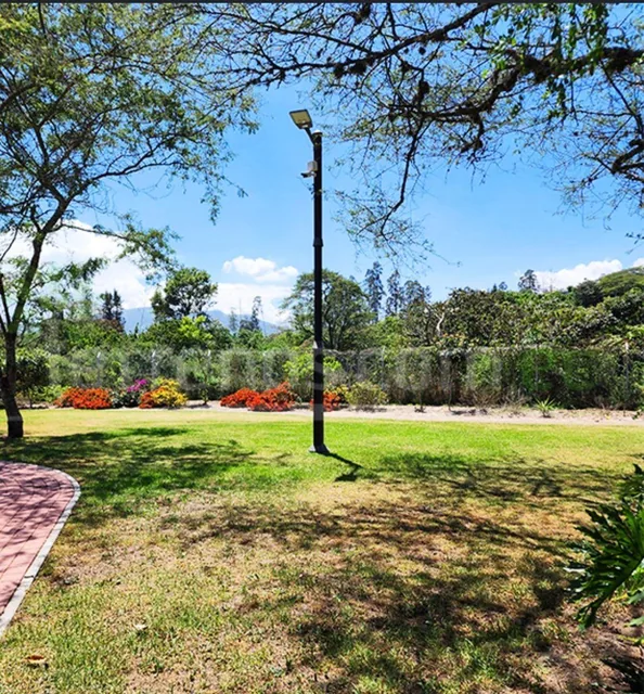 Terreno 1010 m Sector Collaqui, Urbanización Yarakuna, Tumbaco — imagen 2