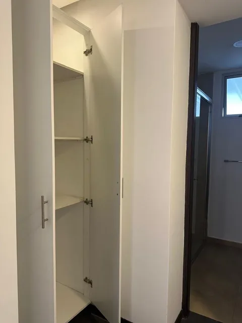 Venta Departamento Dúplex, 256 m Área Total, Cumbayá — imagen 3