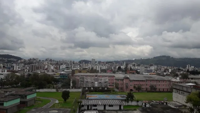 Departamento de Venta Sector America y Colon Universidad Central — imagen 2