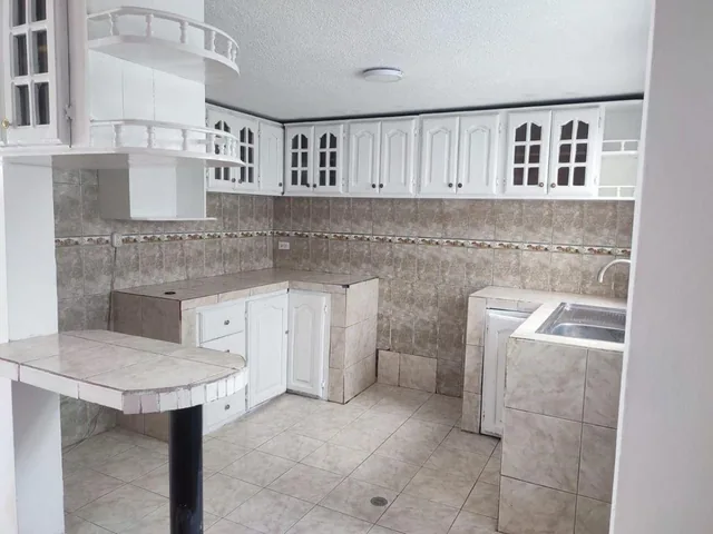 Casa en Venta Mitad del Mundo — imagen 4