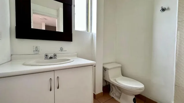 Casa de 120 m² con 3 Dorm. en Venta en Carcelén — imagen 2