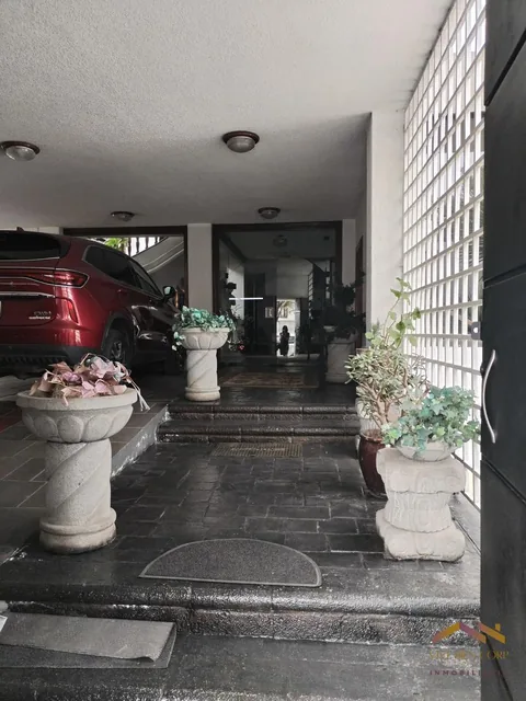 Casa Independiente en Venta con Sauna, Hidromasaje, Discoteca, Altillo Sector Brasil — imagen 2