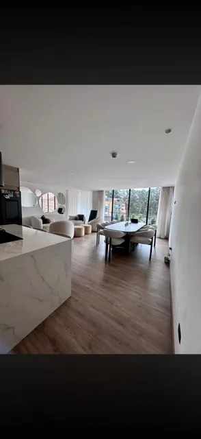 Departamento Penthouse de 149 m² con 3 Dorm. en Venta en Puertas del Sol, Azuay — imagen 4
