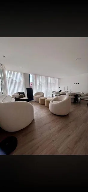 Departamento Penthouse de 149 m² con 3 Dorm. en Venta en Puertas del Sol, Azuay — imagen 3