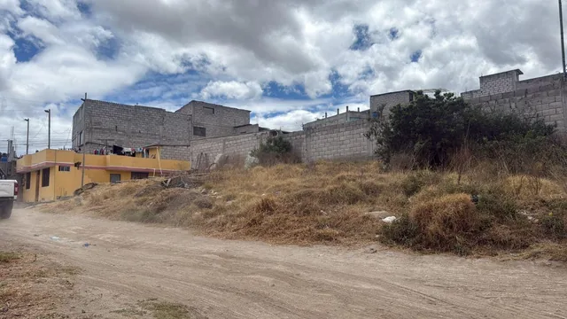 Vendo Terreno de 200 m en Calderon Cerca Al Parque San Jose de Moran — imagen 2