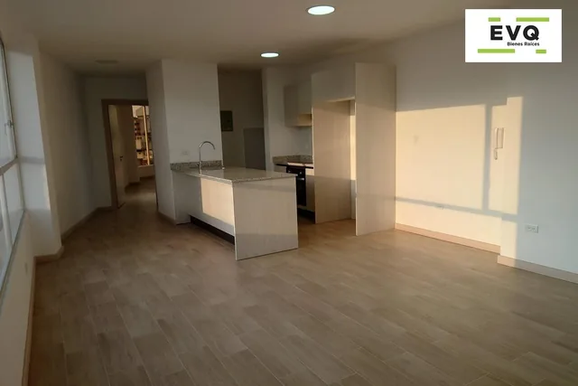 Eloy Alfaro, Sector Amagasí. Departamento 2 Dorm. 2 Parqueos — imagen 4