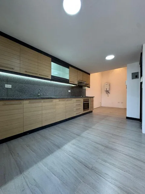 Casa en Venta en Conjunto, 3 Master y Terraza en Urb La Quinta, Ibarra, Cerca de Plaza Shopping, Imbabura — imagen 4