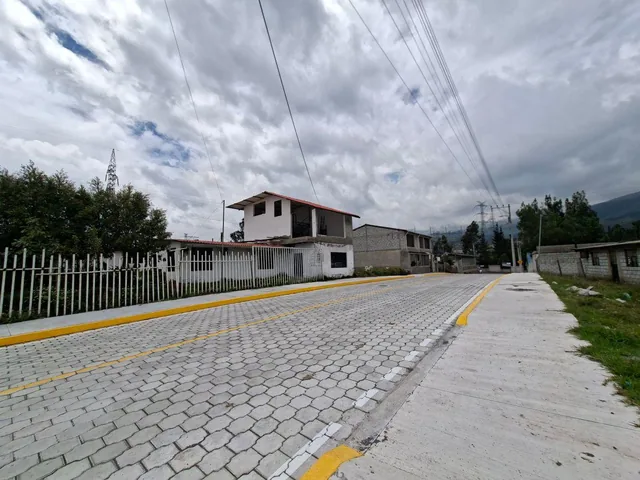 Terreno 1000 m² Pifo El Inga Alto Servicios y Clima de Quinta - $40000 — imagen 5