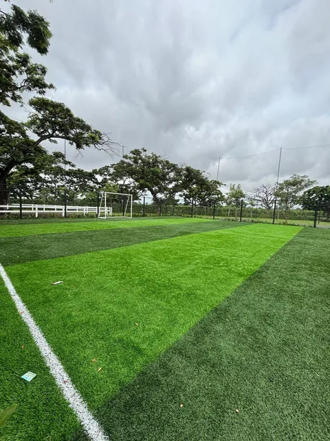 En Vente Terreno en Urb. El Cortijo Km 9 Via Samborondón, Guayas — imagen 3