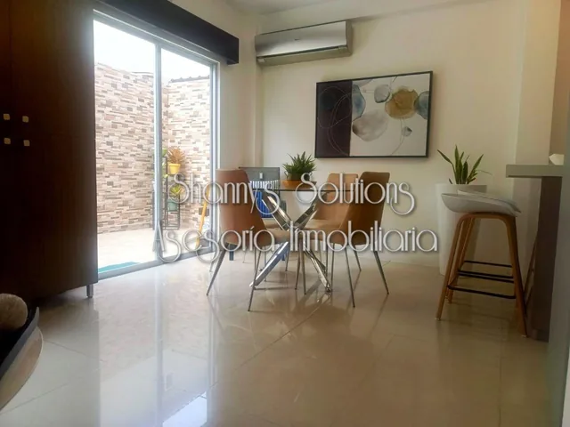 Urb Sambo City - Venta Casa de Dos Plantas Semi Amob con 3 Hab, Patio y 2 Garajes, Guayas — imagen 2