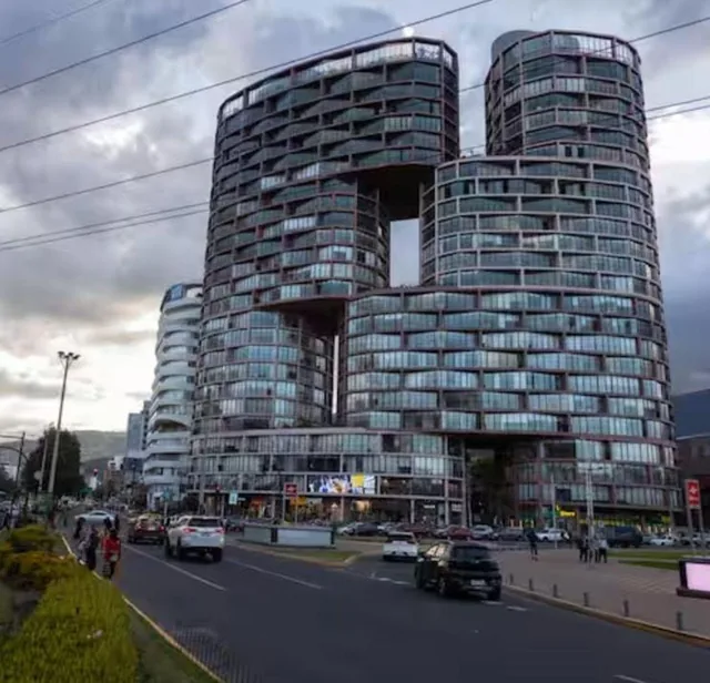 Epiq - Vendo Departamento 3 Dorm. - Junto Mall El Jardin — imagen 3
