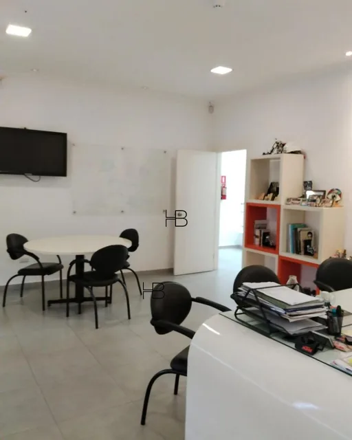 Se Vende Propiedad Comercial de 2 Plantas Remodelada en Urdesa Central, Guayas — imagen 5