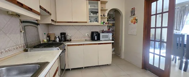 En Venta Casa Esquinera | 224 m² | Ático Multifuncional | Bbq | Carcelén — imagen 2