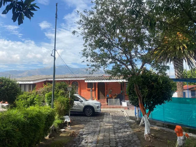 Vendo Propiedad Institución Educativa o Conjunto Residencial de 6200 m² Tumbaco — imagen 2