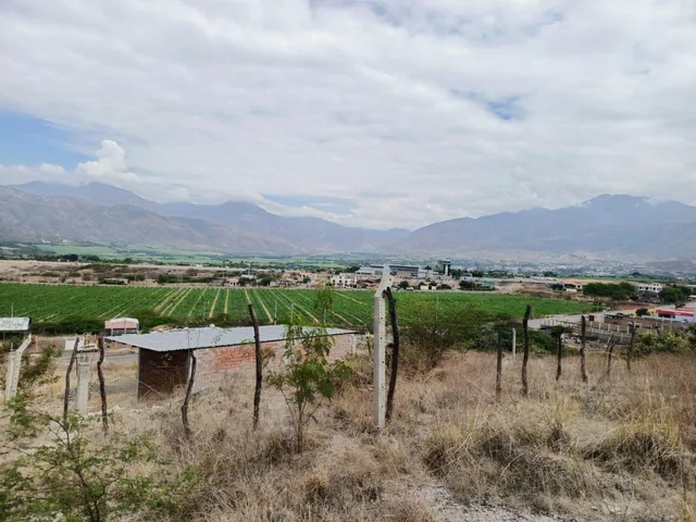 Venta de Hermoso Terreno en Catamayo, Loja, Ecuador Frente Al Aeropuerto — imagen 3