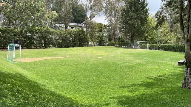 Casa en Venta en La Urb. Campo Alegre, Monteserrín, Quito Norte — imagen 3
