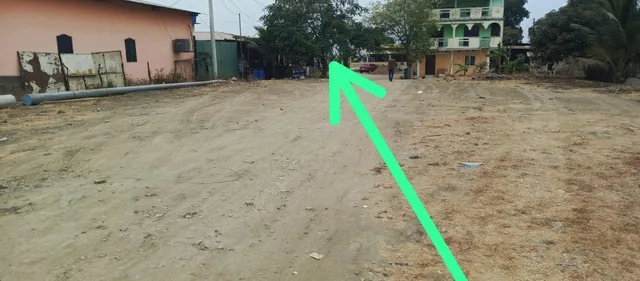 Venta Terreno en Las Lojas Av Salitre Daule X. Arcentales. Guayas — imagen 2