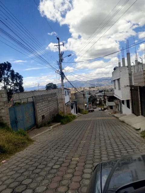 Vendo Terreno de 200 m Calderón — imagen 5
