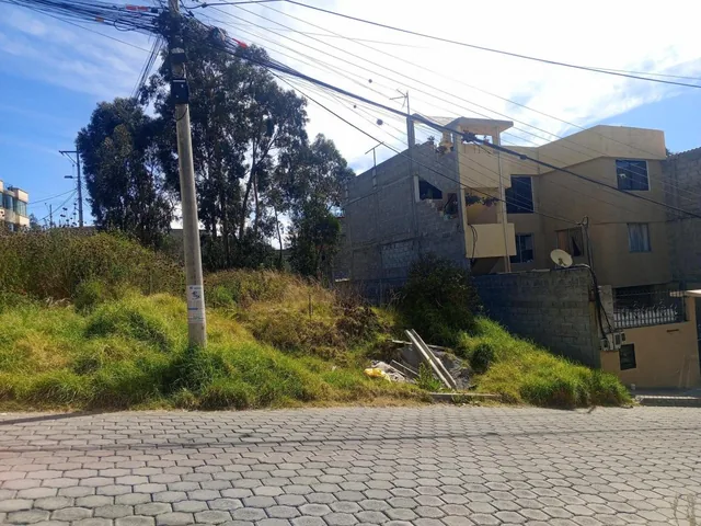 Vendo Terreno de 200 m Calderón — imagen 3