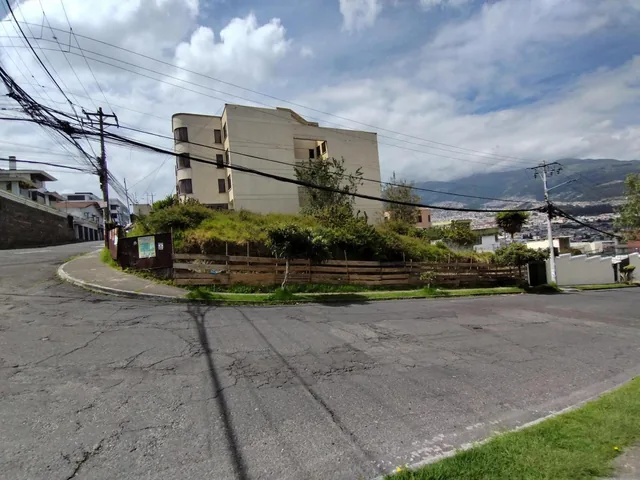 Terreno en Ponceano Alto, Calle Francisco Dalmau — imagen 2