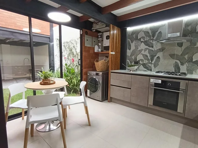 Casa Full 177 m² | 4 Hab 67 m² Patio | Tumbaco | Vive Junto Al Chaquiñán — imagen 2