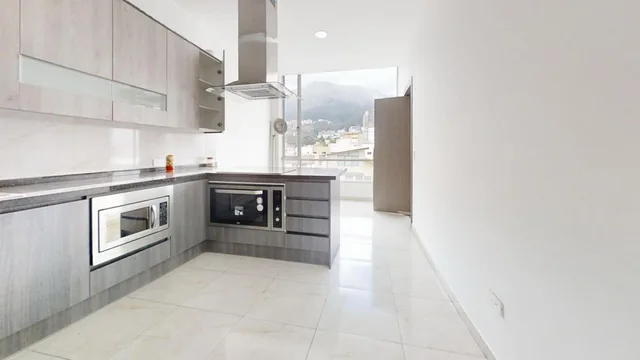 Vendo o Rento, Penthouse Nuevo con Terraza en Quito Tenis — imagen 5