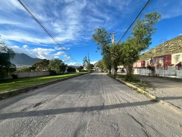 Terreno 1395 m² Catequilla San Antonio de Pichincha — imagen 3